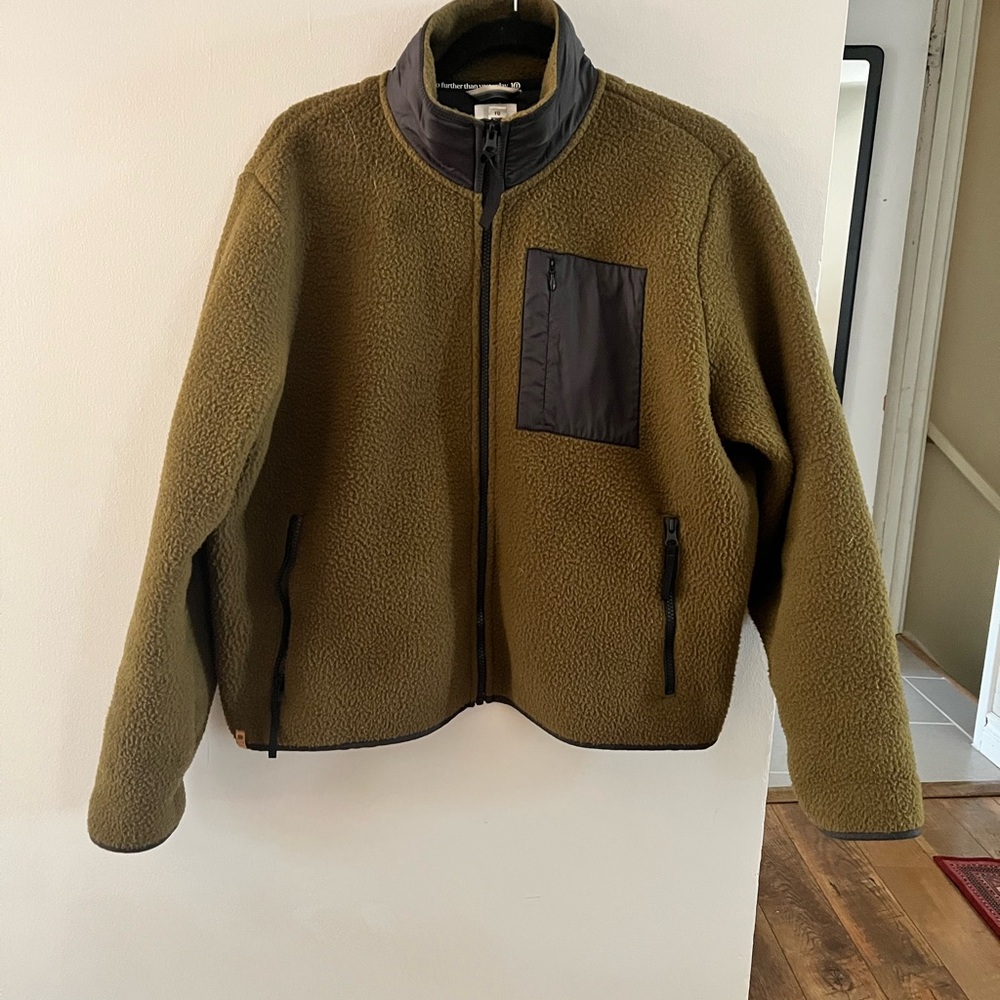 Tentree Women’s Olive Green Fleece Jacket